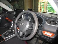 トヨタ RAV4 アドベンチャー_4WD(CVT_2.0)