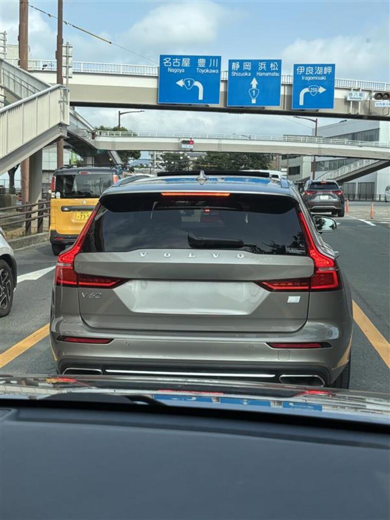 ボルボ V60 プラグインハイブリッド リチャージプラグインハイブリッド T6 AWD インスクリプション_RHD_AWD(AT_2.0)