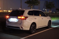三菱 アウトランダーPHEV G プレミアムパッケージ_4WD(2.0)