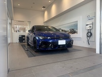 フォルクスワーゲン ゴルフ R R ブラックエディション_RHD_4WD(DSG_2.0)