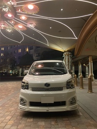 トヨタ ヴォクシー ZS_8人乗り(CVT_2.0)