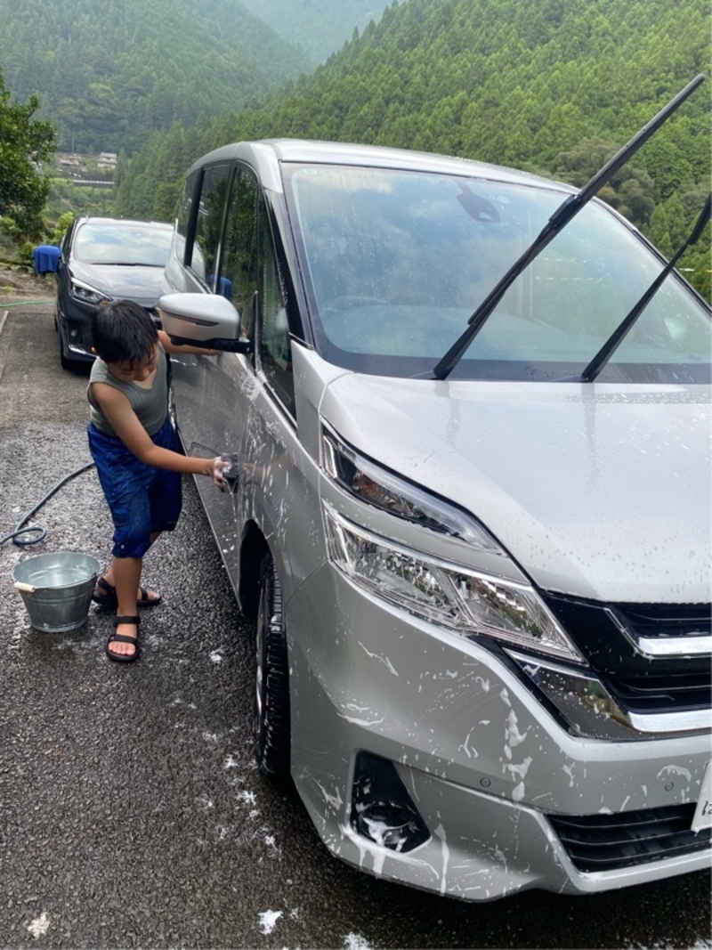 日産 セレナ