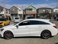 メルセデスAMG CLAクラス シューティングブレーク メルセデスAMG CLA45 4マチック シューティングブレーク _RHD_4WD(DCT_2.0)