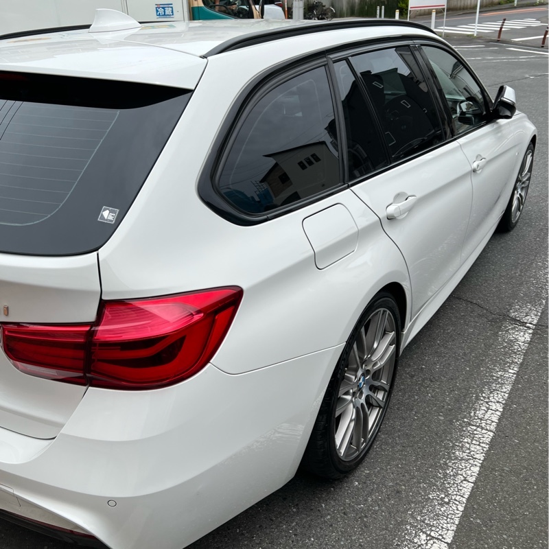 BMW 3シリーズ ツーリング 320i ツーリング Mスポーツ_RHD(AT_2.0)