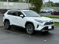 トヨタ RAV4ハイブリッド G_E-Four(CVT_2.5_ハイブリッド)