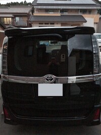 トヨタ ヴォクシー ZS“煌”_7人乗り(CVT_2.0)