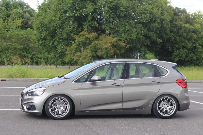 BMW 2シリーズ アクティブツアラー 218d アクティブツアラー ラグジュアリー_RHD(AT_2.0)