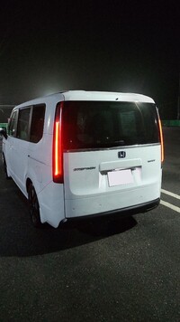 ホンダ ステップワゴン e:HEV エアー_7人乗り(CVT_2.0)