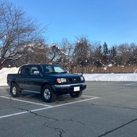 日産 ダットサンピックアップ ダブルキャブ_AX_LIMITED_4WD(MT_2.4)