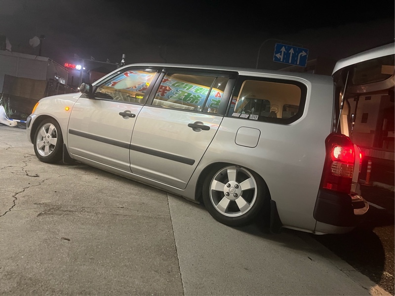 トヨタ サクシード