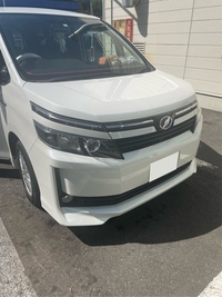 トヨタ ヴォクシー ハイブリッド