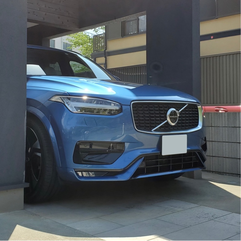 ボルボ XC90 D5 AWD Rデザイン_RHD_AWD(AT_2.0)
