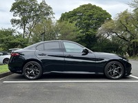 アルファロメオ ジュリア 2.0 ターボ エディツィオーネ エストレマ_RHD(AT_2.0)