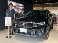 ボルボ XC40 ウルトラ B4 AWD ダークエディション_RHD_AWD(DCT_2.0)