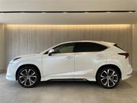 レクサス NXハイブリッド 300h“Iパッケージ”(CVT_2.5)