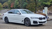 BMW 5シリーズ プラグインハイブリッド 530e Mスポーツ_RHD(AT_2.0)