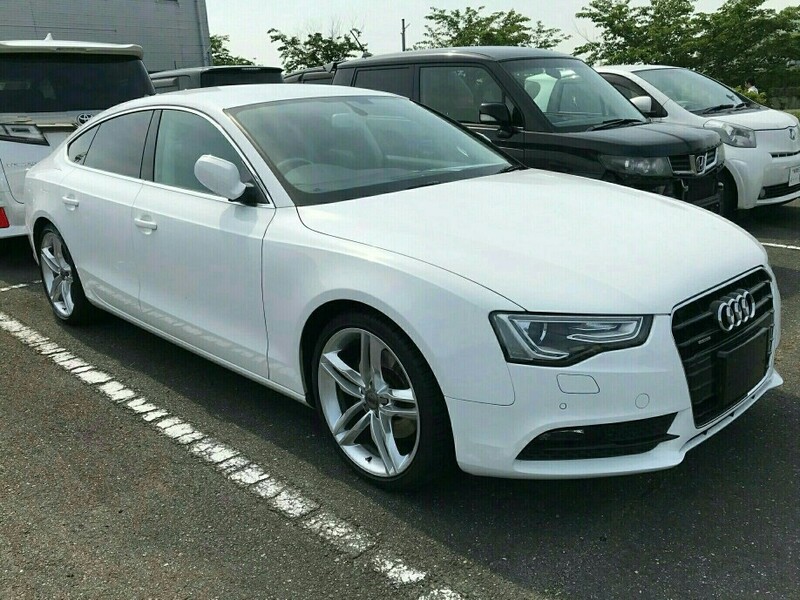 アウディ A5 スポーツバック スポーツバック 2.0 TFSI クワトロ_RHD_4WD(AT_2.0)