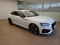 アウディ A5 スポーツバック Sライン コンペティションプラス_4WD_RHD(Sトロニック_2.0ガソリン)