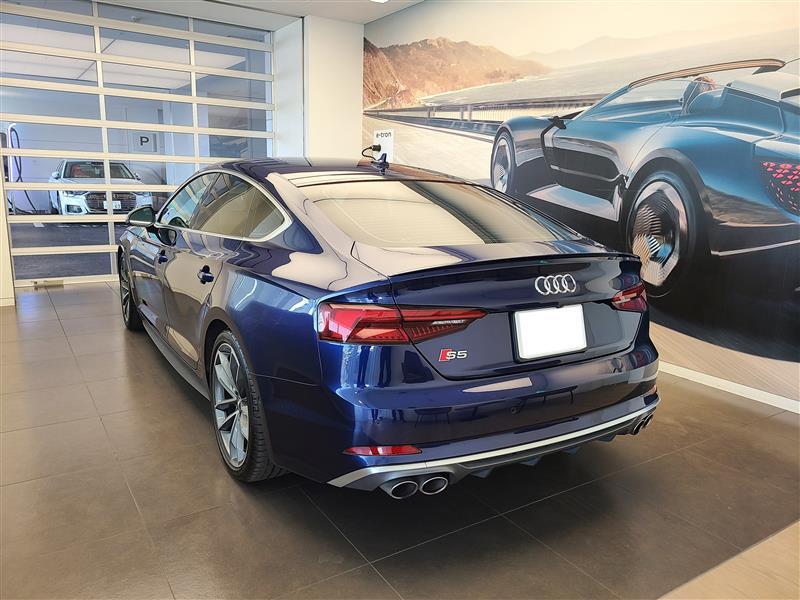 アウディ S5 スポーツバック スポーツバック_RHD_4WD(AT_3.0)