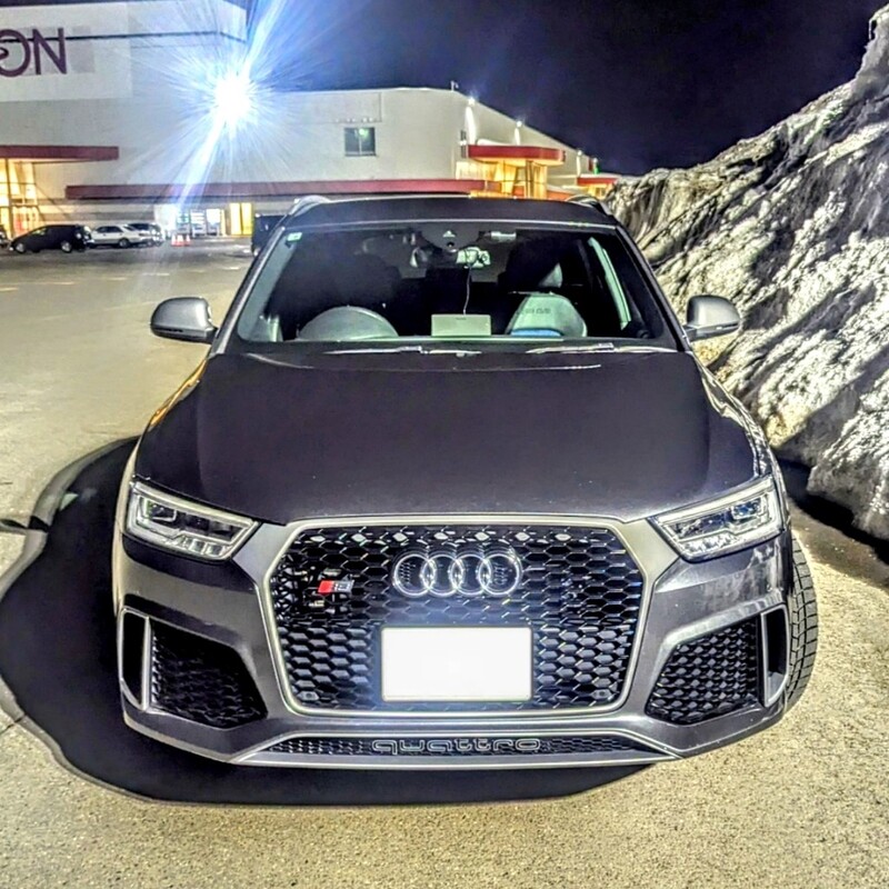 アウディ RS Q3