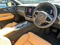 ボルボ XC60 ウルトラ B5 AWD_RHD_AWD(AT_2.0)
