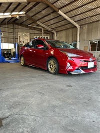 トヨタ プリウス Aプレミアム“ツーリングセレクション・20th アニバーサリーリミテッド”(CVT_1.8)