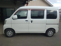 ダイハツ ハイゼットカーゴ クルーズ・ハイルーフ_4WD(MT_0.66)