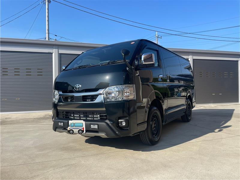 トヨタ ハイエースバン スーパーGL“ダークプライムS”ロング・標準ボディ・標準ルーフ・標準フロア_5人乗り_5ドア_4WD(ECT_2.8_ディーゼル)