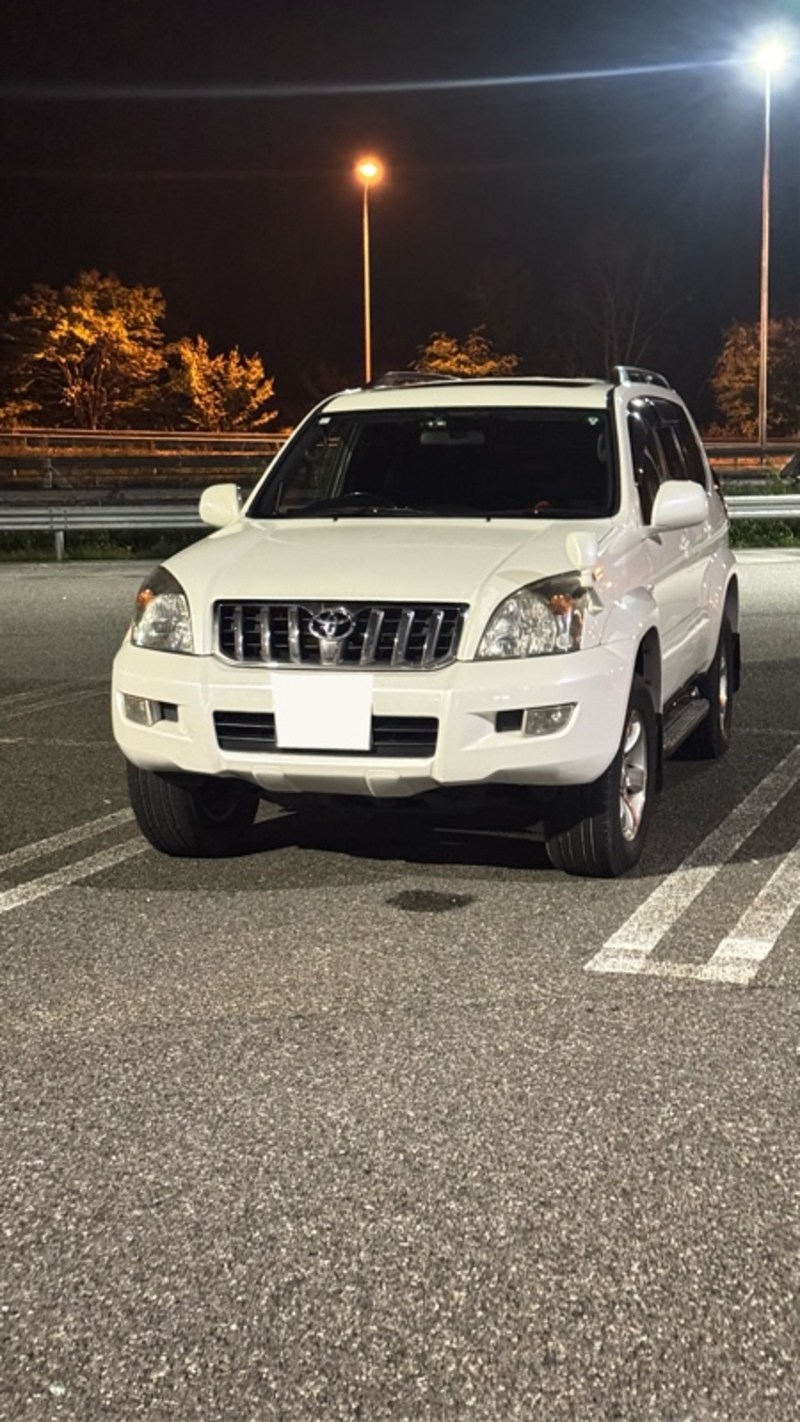 トヨタ ランドクルーザープラド TX_4WD(5ドア_AT_2.7_8人乗)