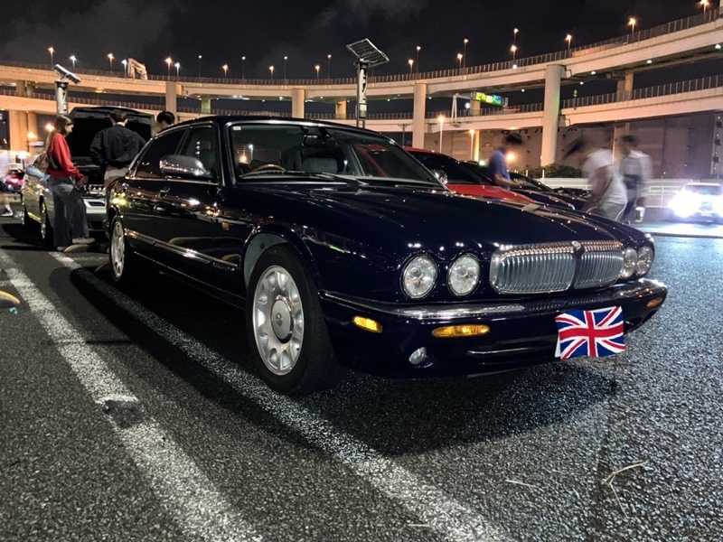 デイムラー デイムラー デイムラー_スーパーV8_RHD(AT)
