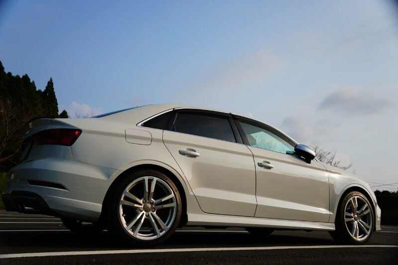 アウディ S3（セダン） セダン_RHD_4WD(AT_2.0)