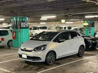 ホンダ フィットハイブリッド e：HEV リュクス_4WD(CVT_1.5)