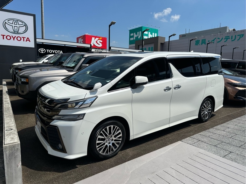 トヨタ ヴェルファイア Z“Aエディション・ゴールデンアイズ”_7人乗り(CVT_2.5)