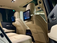 トヨタ ランドクルーザー300 ZX_7人乗り_4WD (AT_3.5_ガソリン)