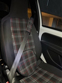 フォルクスワーゲン アップ！ GTI_RHD(MT_1.0)