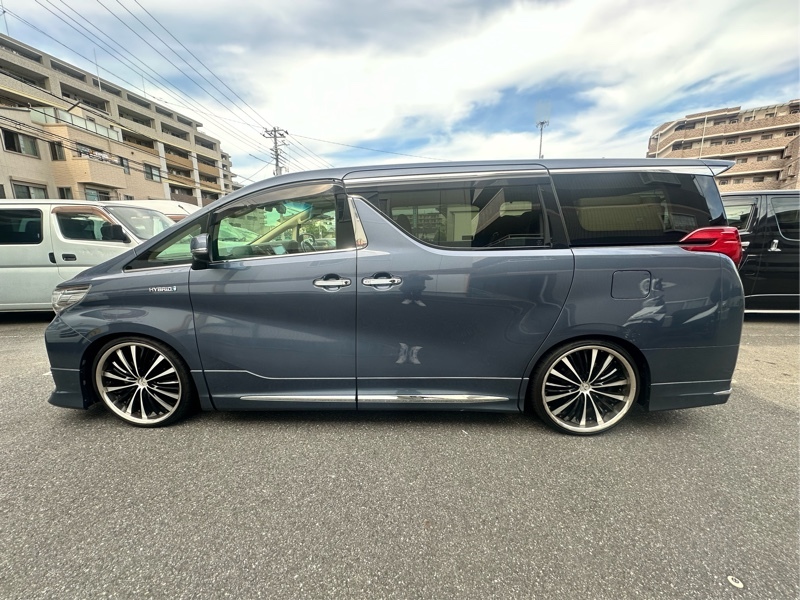 トヨタ アルファードハイブリッド ハイブリッド エグゼクティブラウンジ_7人乗り_4WD(CVT_2.5)