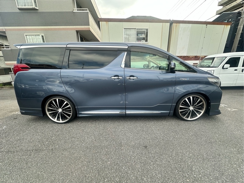 トヨタ アルファードハイブリッド ハイブリッド エグゼクティブラウンジ_7人乗り_4WD(CVT_2.5)