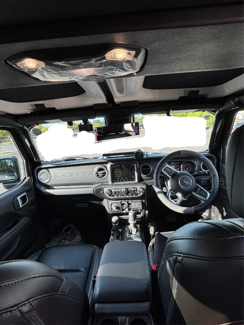 ジープ ラングラー アンリミテッド サハラ_RHD_4WD(AT_2.0)