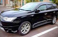 三菱 アウトランダーPHEV スポーツスタイルエディション_4WD(2.0)