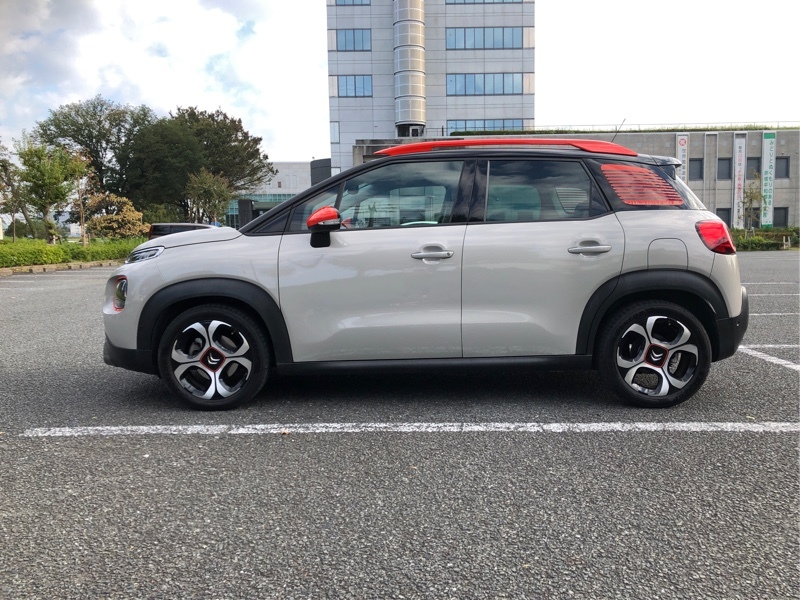 シトロエン C3 エアクロスSUV シャイン パッケージ_RHD(EAT_1.2)