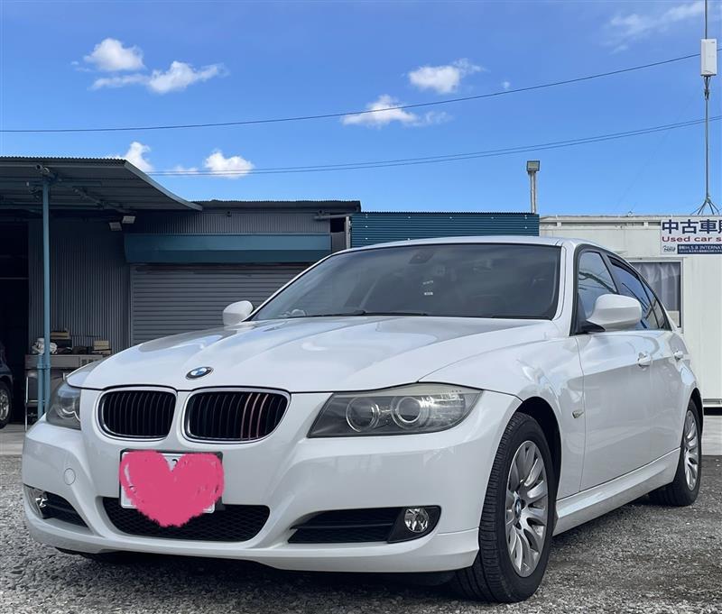 BMW 3シリーズ セダン 320i_RHD(AT_2.0)