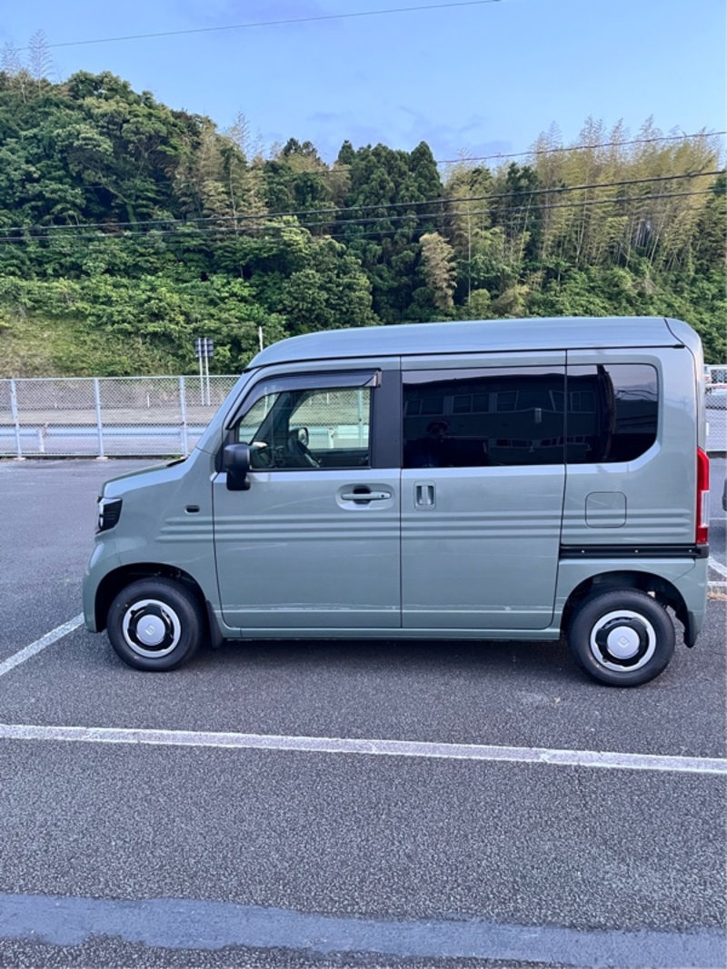 ホンダ N-VAN ファン・ターボ_4WD(CVT_0.66)