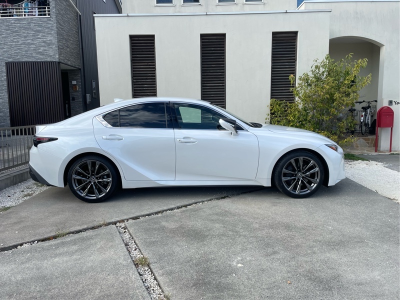 レクサス ISハイブリッド 300h(CVT_2.5)