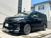 トヨタ ヴォクシー ZS“煌II”_7人乗り(CVT_2.0)