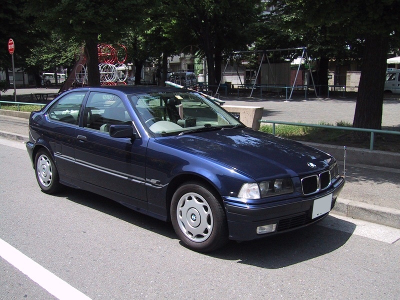 BMW 3シリーズ ハッチバック 318ti_compact_RHD(AT_1.8)