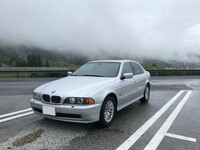 BMW 5シリーズ セダン 530i_ハイライン_RHD(AT)