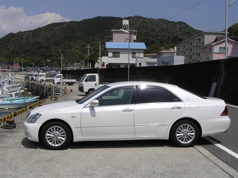 トヨタ クラウンロイヤル ロイヤルサルーンG(AT_3.0)