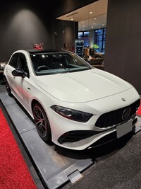 メルセデスAMG Aクラス A35 4マチック(BSG搭載モデル)_RHD_4WD(DCT_2.0)【MP202402】