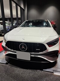メルセデスAMG Aクラス A35 4マチック(BSG搭載モデル)_RHD_4WD(DCT_2.0)【MP202402】