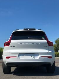 ボルボ XC40 B4 AWD インスクリプション_RHD_AWD(DCT_2.0)